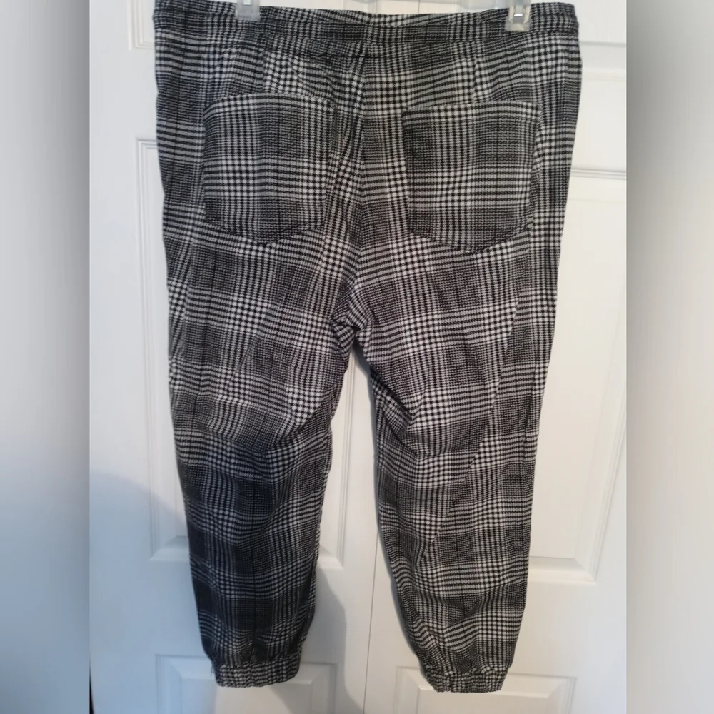 Plus size women's 2XL- 19 plaid pants